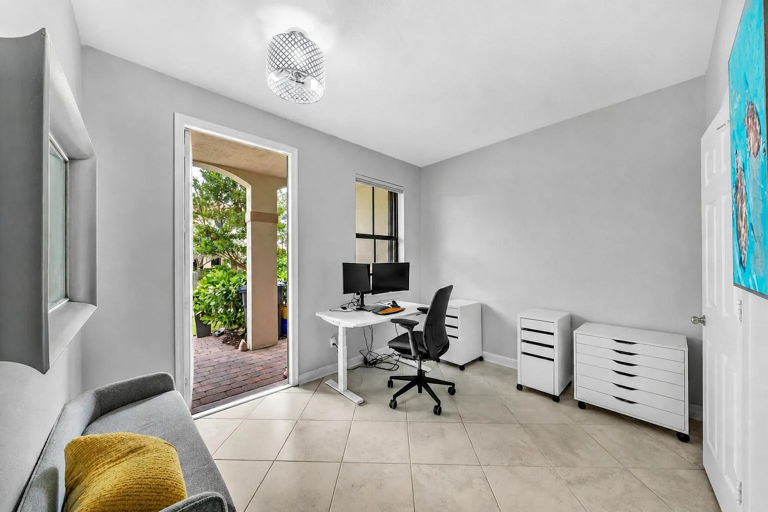 2 bed, 2.5 bath, 1718 sqft, $2,950 — Photo 3