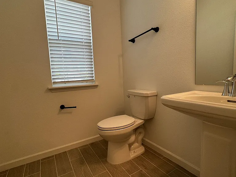 2234 Windward Cay Ln — Photo 10