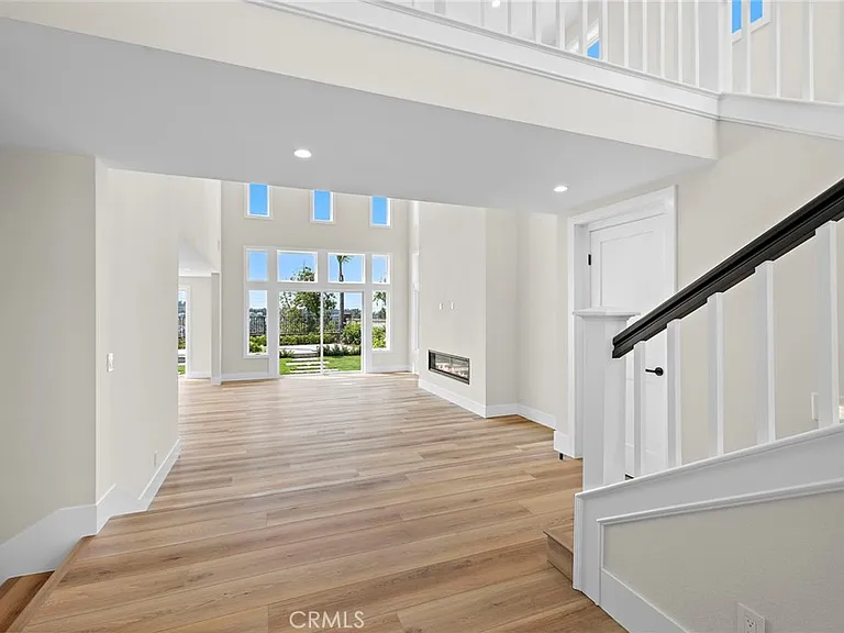 22661 Sweetmeadow — Photo 3