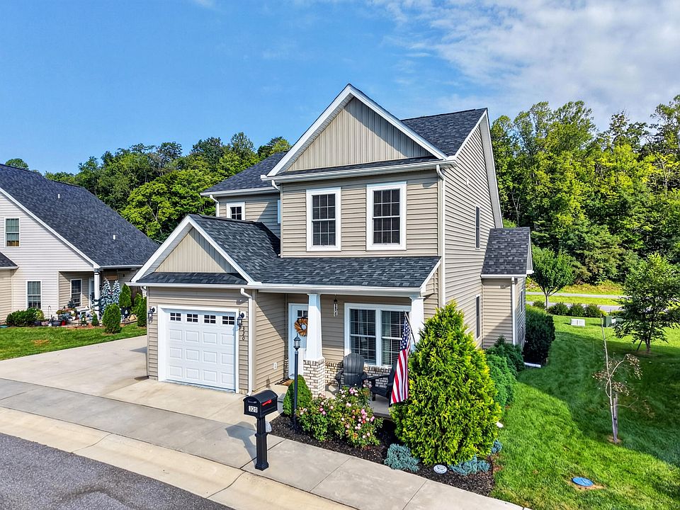 1st image of 320 Bernies Way