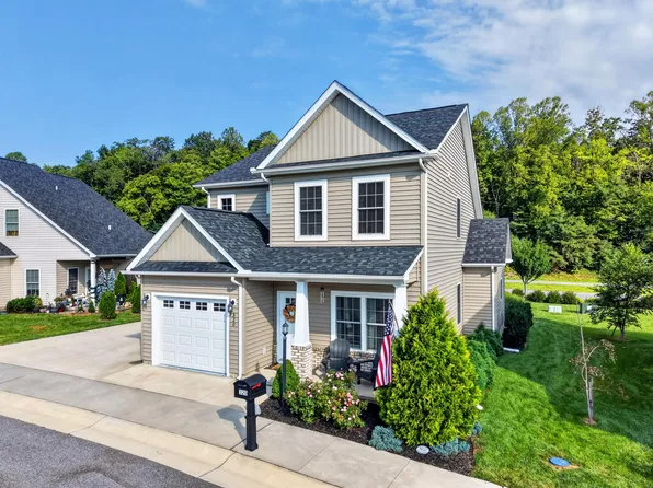 320 Bernies Way, Elliston, VA 24087