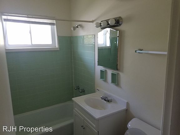 4th image of 6226 W Bobolink Ave APT 3