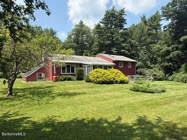 179 Sloan Rd, Williamstown, MA 01267