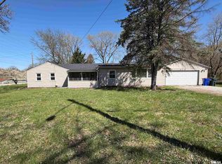 616 E Hays Ave, Decatur, IL 62526