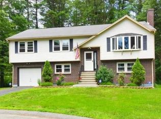 19 Ivy Ln, Burlington, MA 01803
