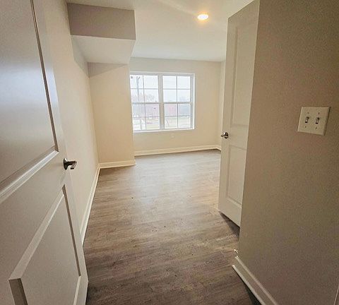 4th image of 148 Allen Ave #50473bc9d
