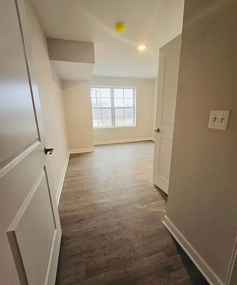 Amity Commons — Photo 3