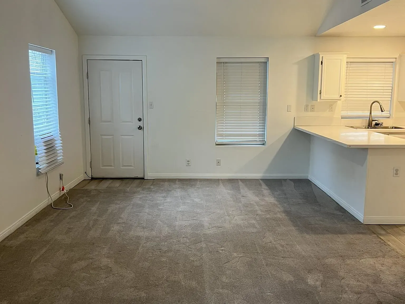 2 bed, 1.5 bath, 1024 sqft, $2,125 — Photo 3
