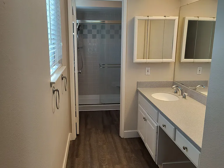 6805 Castillo Ct — Photo 20