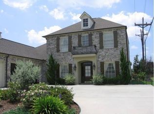 17437 Club View East Ct, Baton Rouge, LA 70810