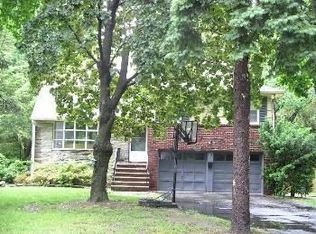 53 Glenwood Rd, Tenafly, NJ 07670