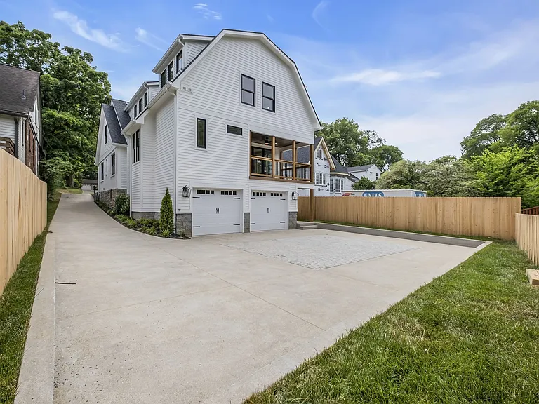 2704 Westwood Ave — Photo 58