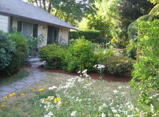 1403 NW Meadowgreen Pl, Corvallis, OR 97330