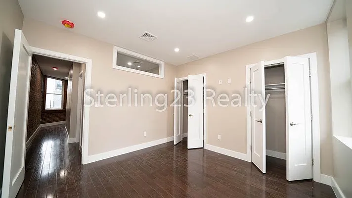 Rented by Sterling Realty Solution Inc | media 4
