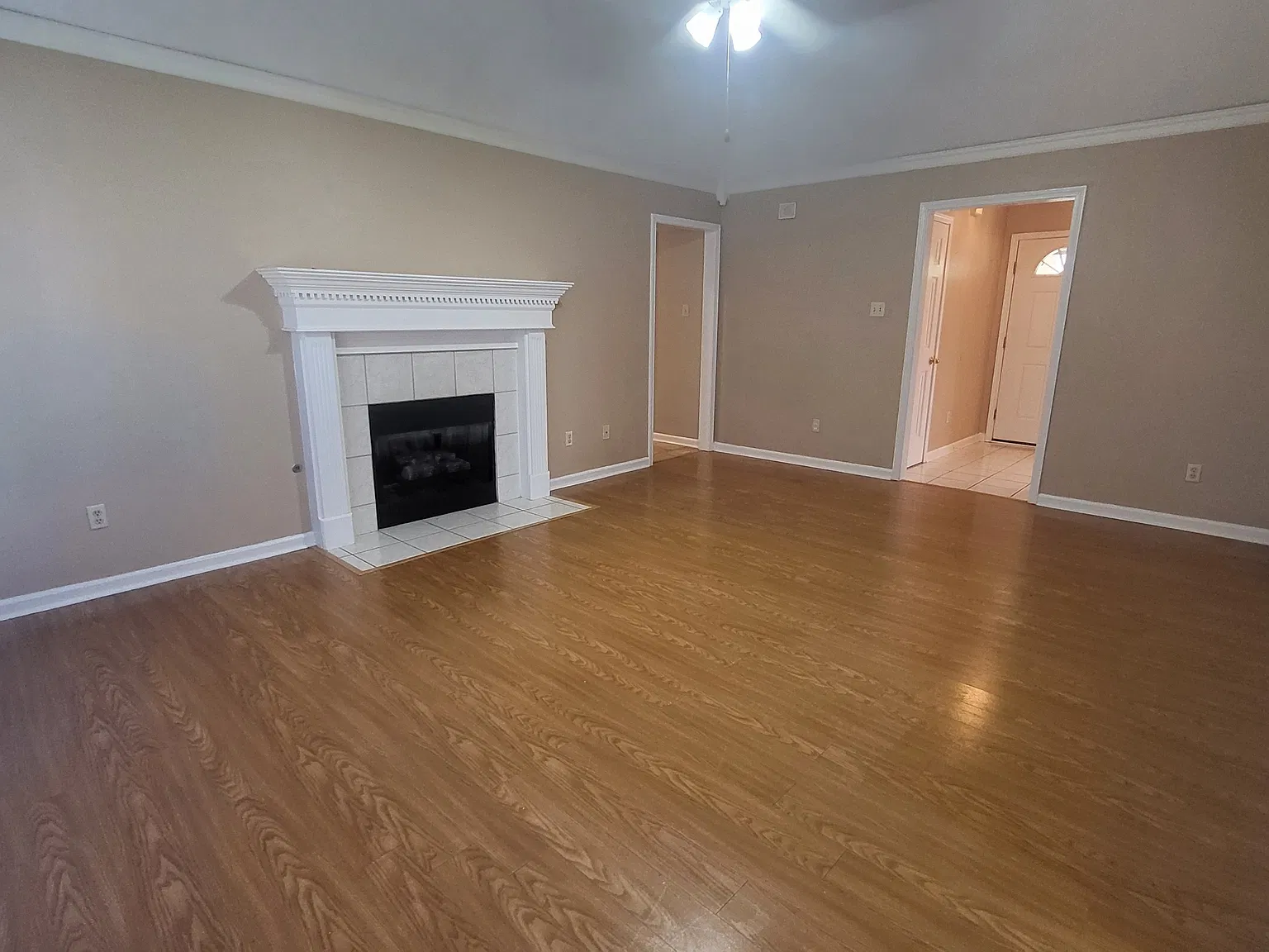 9246 Chalkwell Avenue 1 - 1 — Photo 3