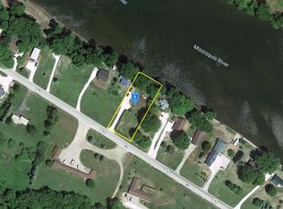 318 N River St, Swanton, VT 05488