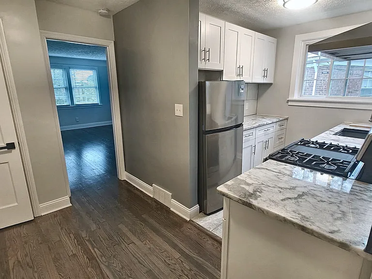 4009 Washington Blvd #3 — Photo 6