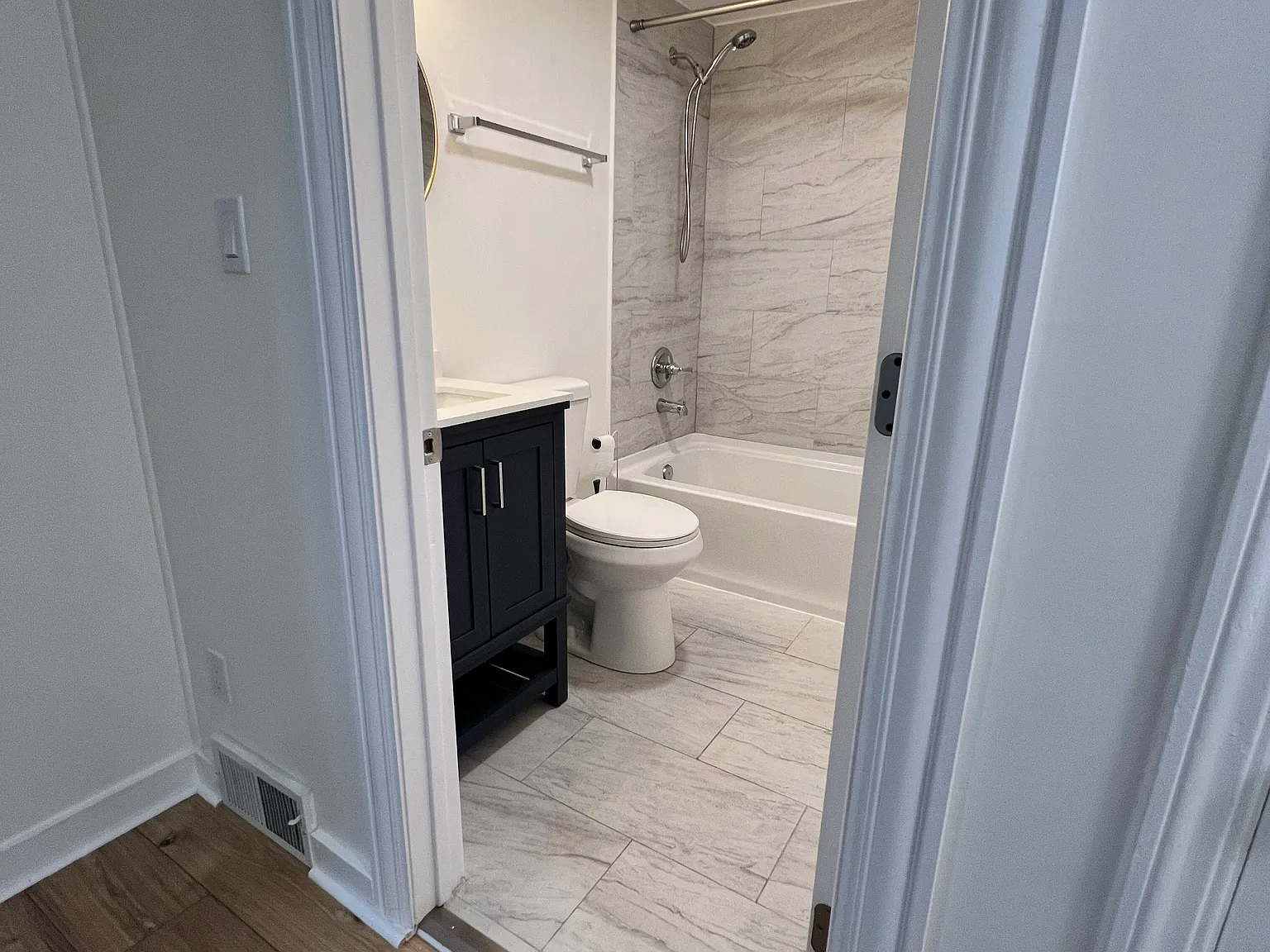 2 bed, $1,450 — Photo 2