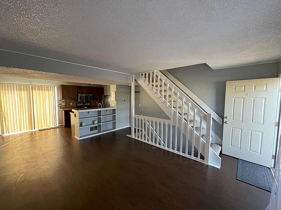 2nd image of 4975 Stoneybrook Blvd