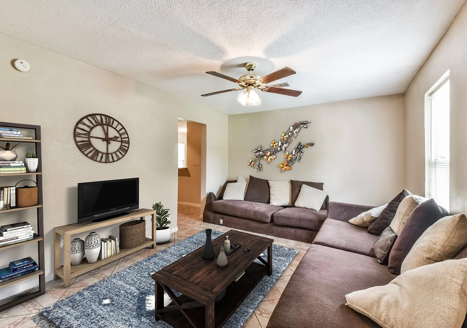 3 Bedr/ 1 bath Beautiful Home in Beaumont, TX — Photo 2