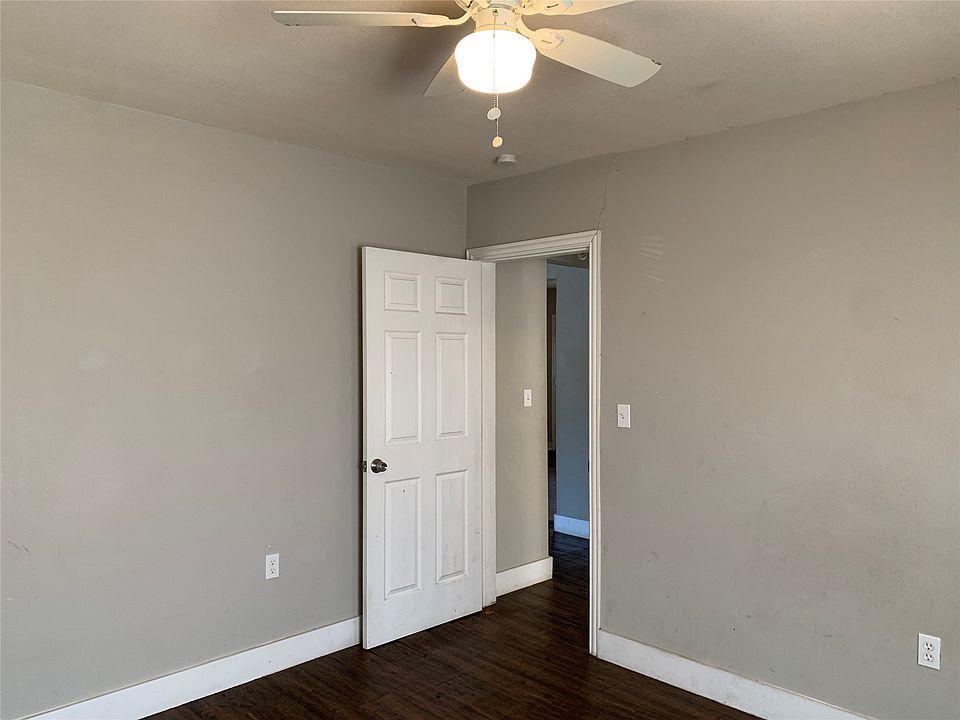 2nd image of 920 Hancock St