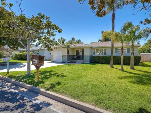 1633 Hicks St, Oceanside, CA 92054