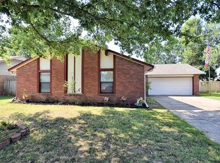 1209 W Austin Pl, Broken Arrow, OK 74011
