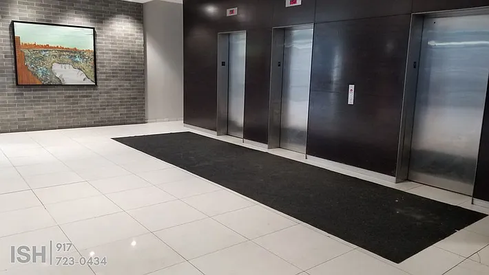 Rented by Area New York | media 8