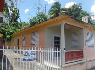 11 Calle Francisco Sostre, Yabucoa, PR 00767