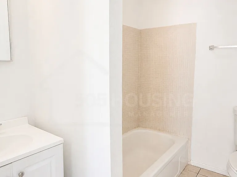 8309 Marquette Ave NE #B — Photo 38