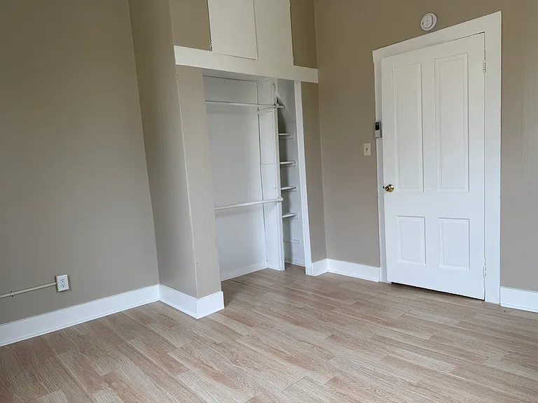 262 Fond Du Lac Ave #1 — Photo 9
