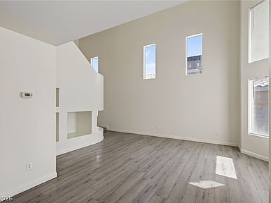 4215 Dobson Dr, Las Vegas, NV 89115, photo 2
