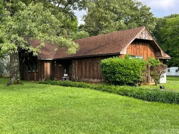 141 Arlington Dr, Star City, AR 71667