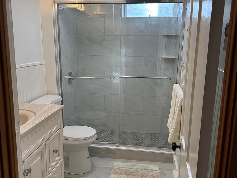 175B Crescent St — Photo 2