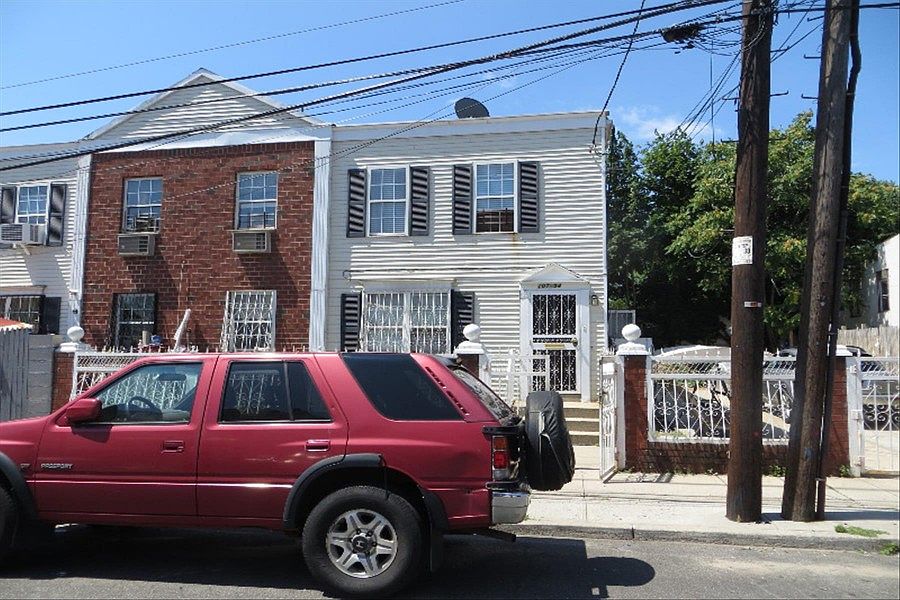 1st image of 10754 156th St