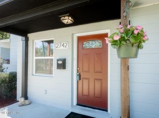 2742 Rainbow Rd, Jacksonville, FL 32217