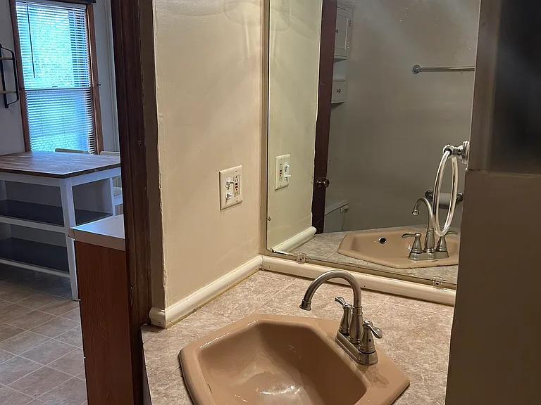1129 Jessie St #2 — Photo 10