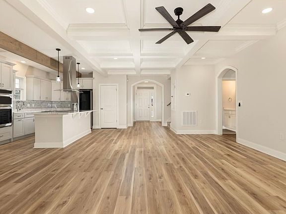 5th image of 5260 Vineleaf Ct