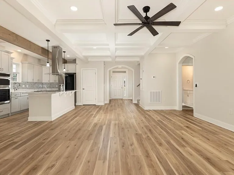 5260 Vineleaf Ct — Photo 5