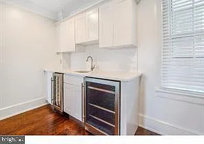 8 N New St — Photo 15