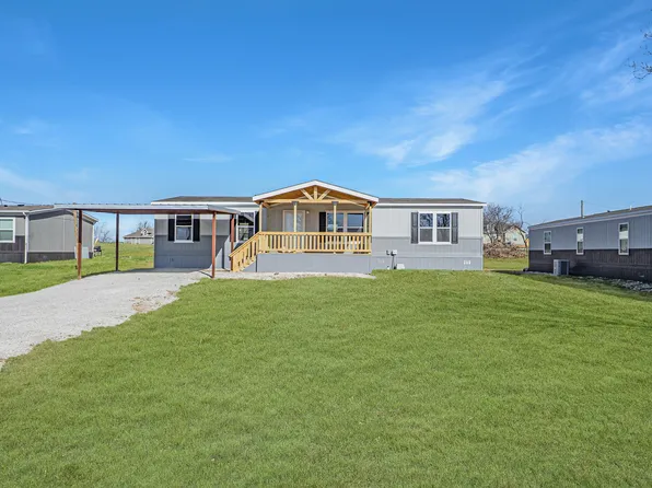 207 Overland Trl, Bridgeport, TX 76426
