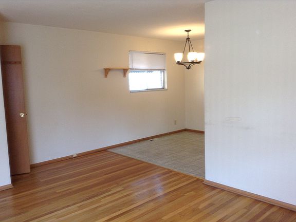 4th image of 3732 Viking Ave