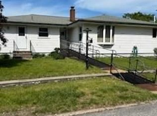10 Holland St #2, Cranston, RI 02920