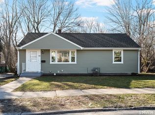80 Furman Rd, Hamden, CT 06514