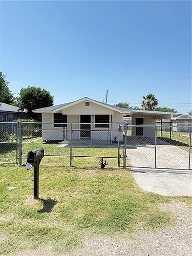 4321 Royal Palm Dr Photo 1