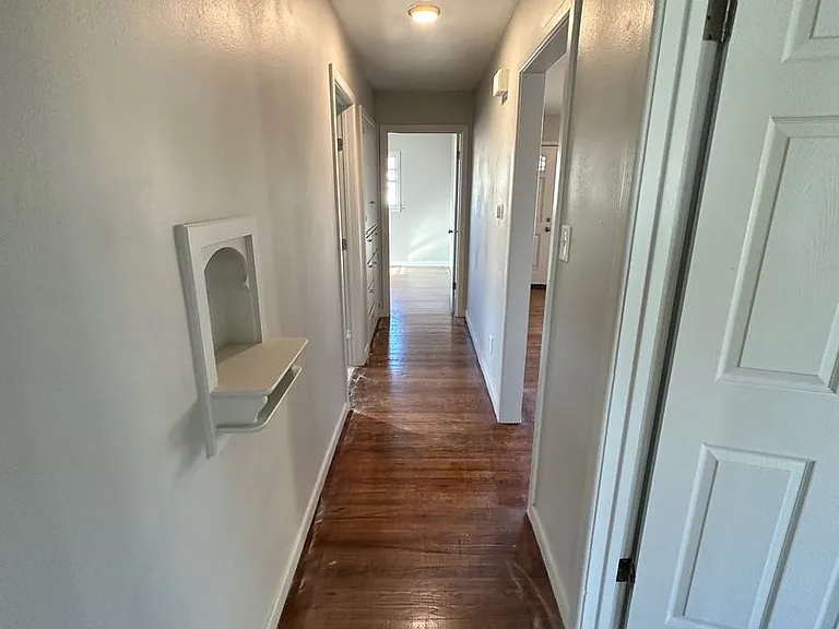3609 S Lamar St — Photo 8
