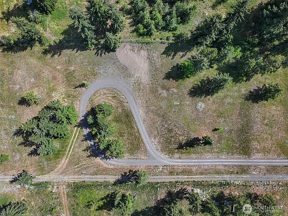 3rd image of 405 Riverside Road Lot B