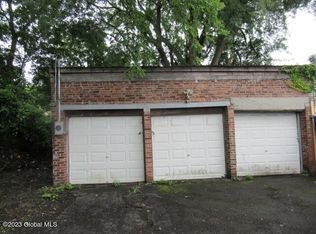 636 Livingston Ave, Albany, NY 12206