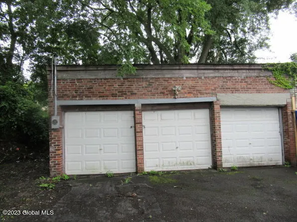 636 Livingston Avenue, Albany, NY 12206