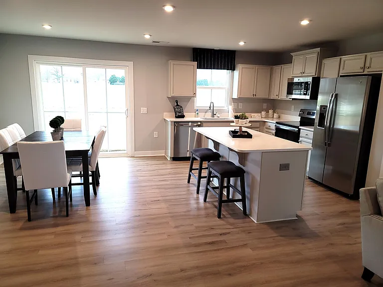 6130 Bellastead Dr — Photo 17
